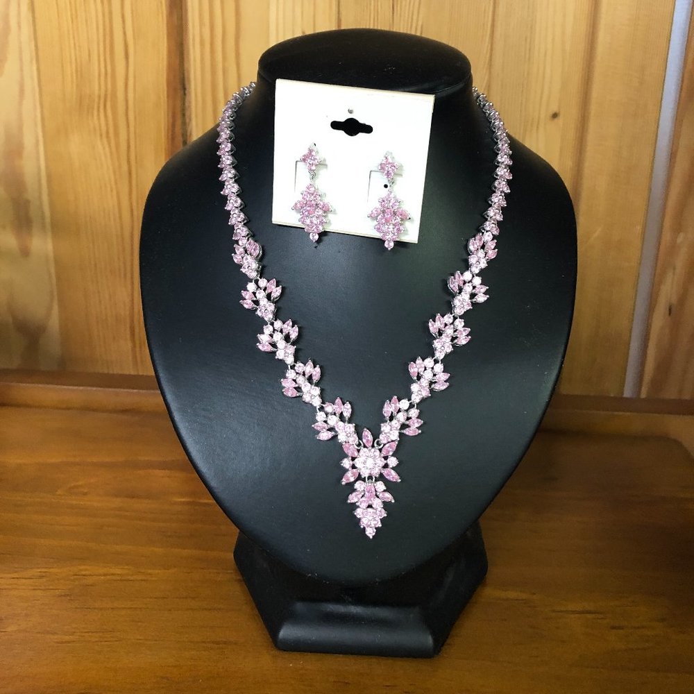 necklace set